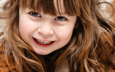 Une séance photo au studio, ce n’est pas que de la pose statique : c’est aussi du mouvement !